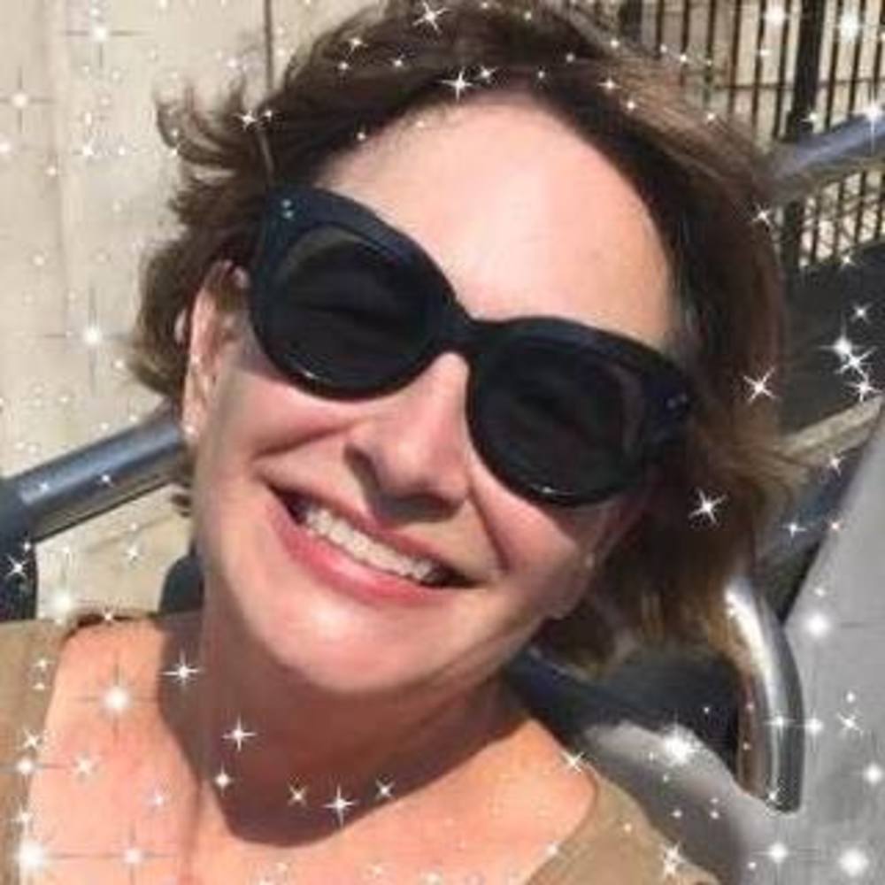 Meet your Posher, Laura